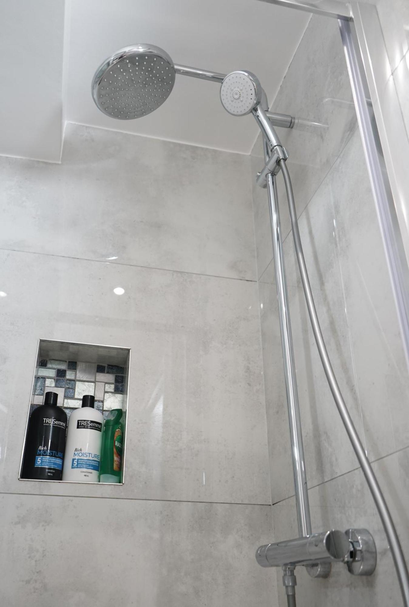 Вілла Luxury London House Sleeps 13, 2 Minutes To Metro Екстер'єр фото