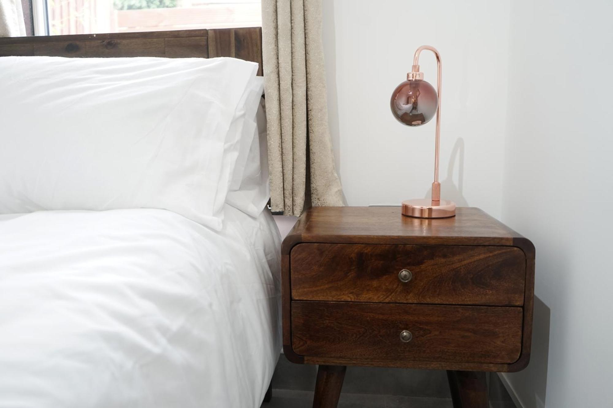 Вілла Luxury London House Sleeps 13, 2 Minutes To Metro Екстер'єр фото