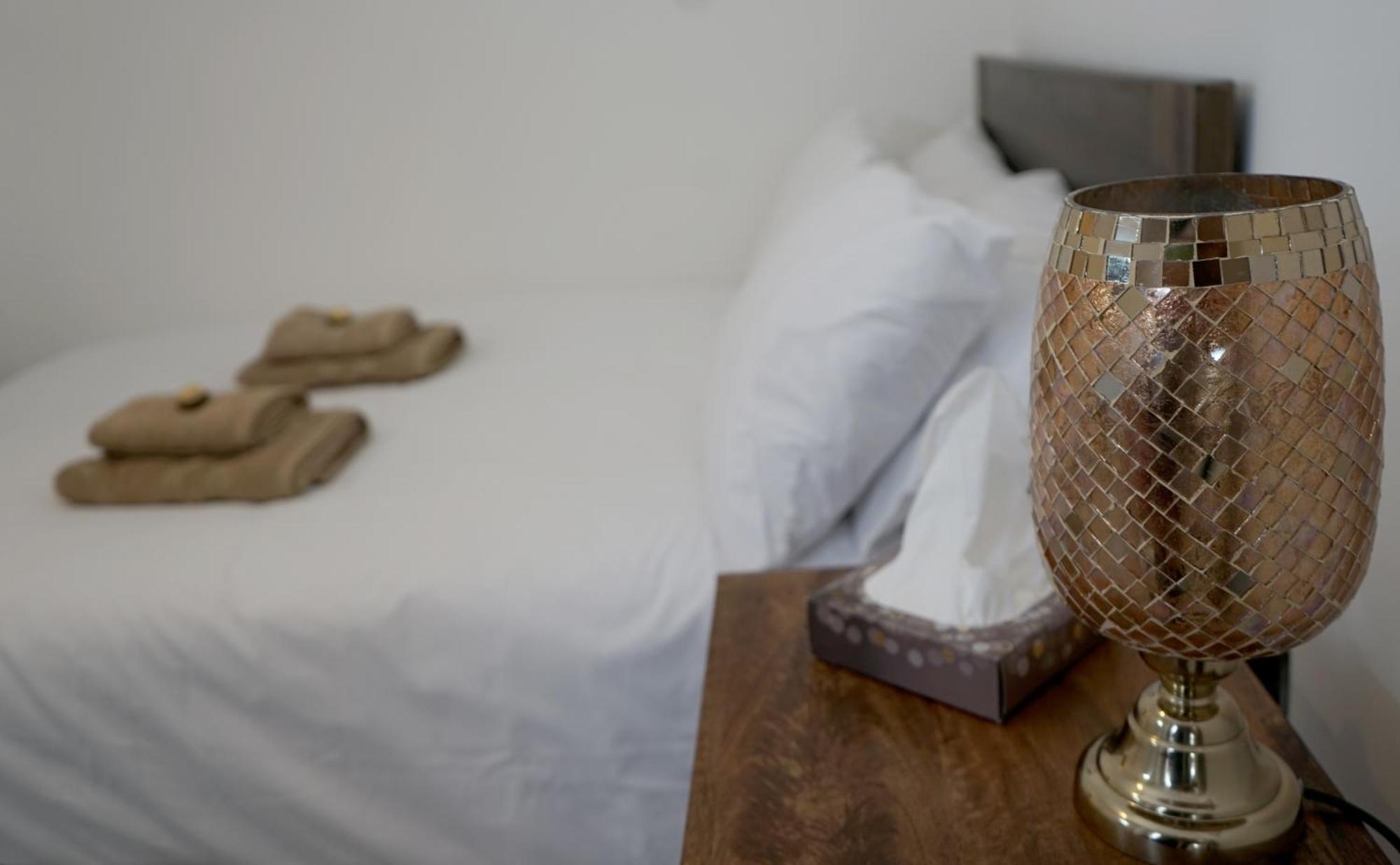Вілла Luxury London House Sleeps 13, 2 Minutes To Metro Екстер'єр фото