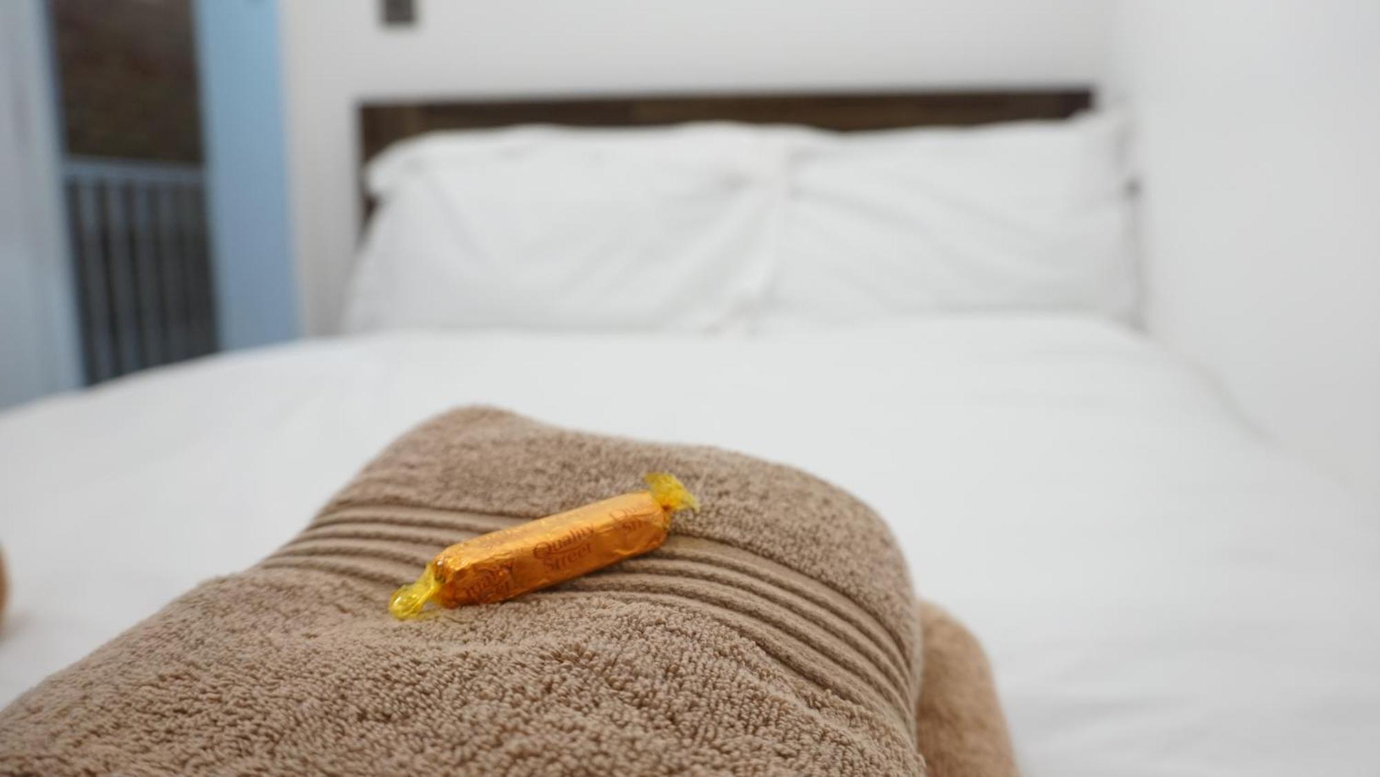 Вілла Luxury London House Sleeps 13, 2 Minutes To Metro Екстер'єр фото