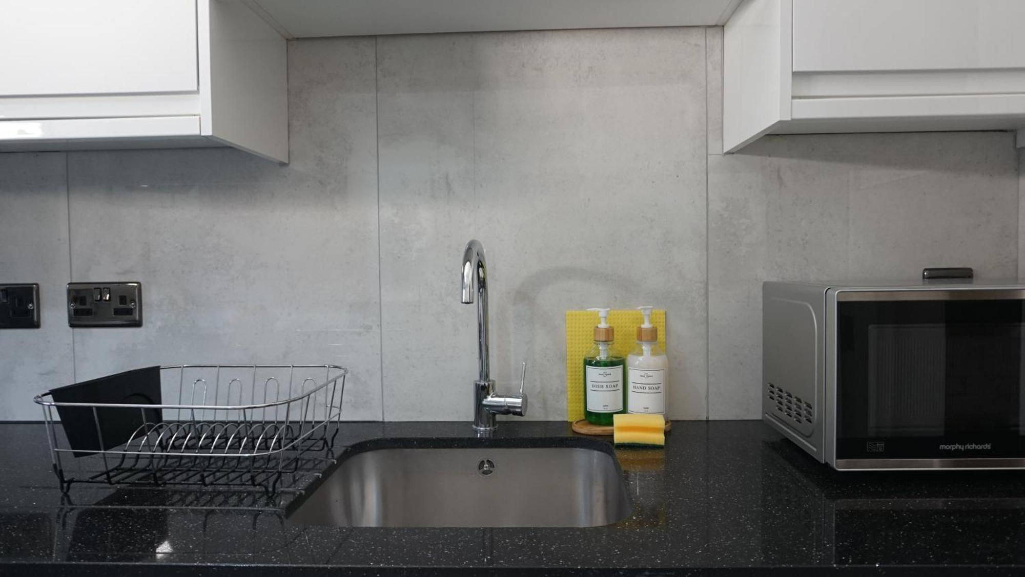 Вілла Luxury London House Sleeps 13, 2 Minutes To Metro Екстер'єр фото