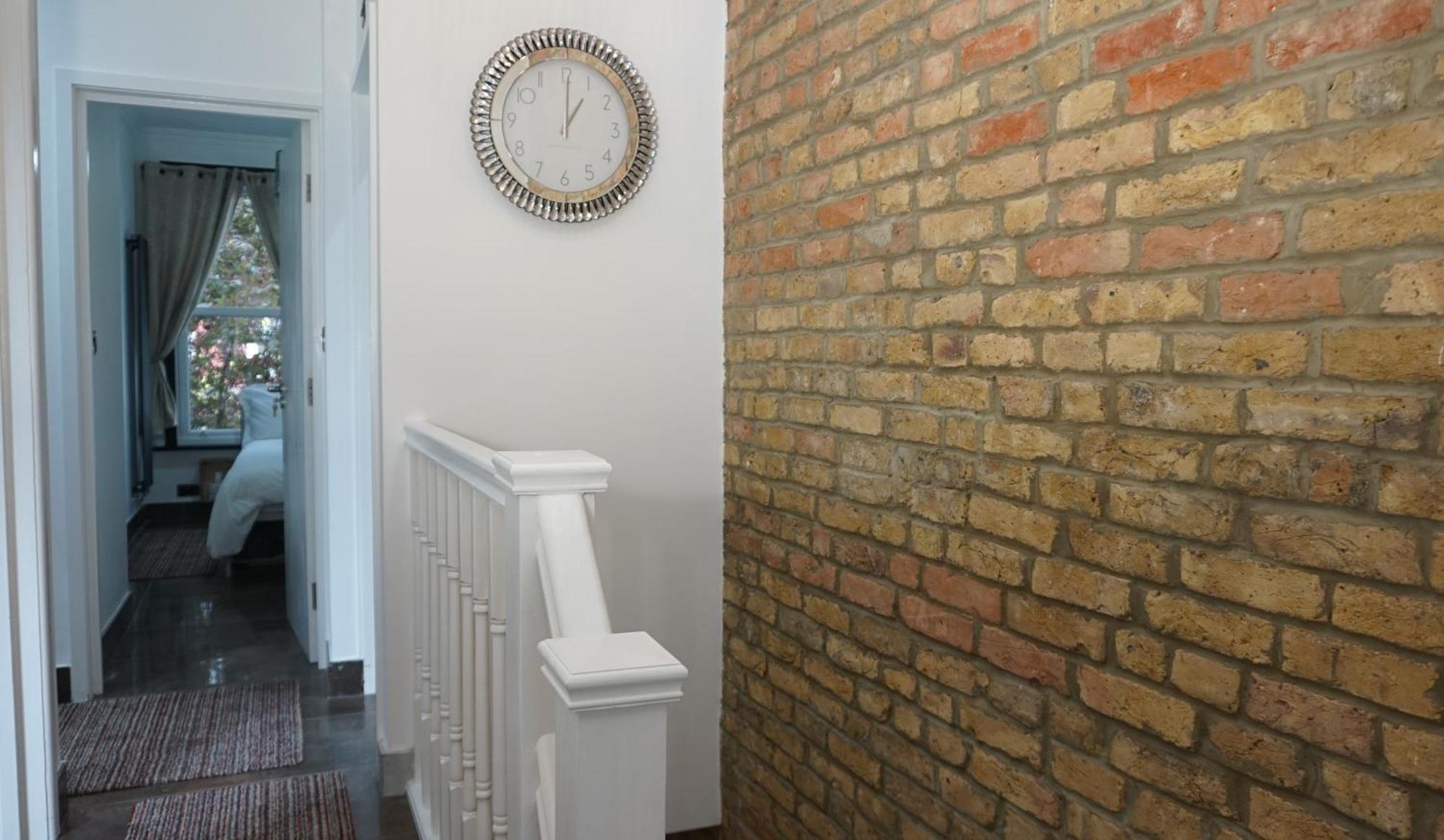 Вілла Luxury London House Sleeps 13, 2 Minutes To Metro Екстер'єр фото